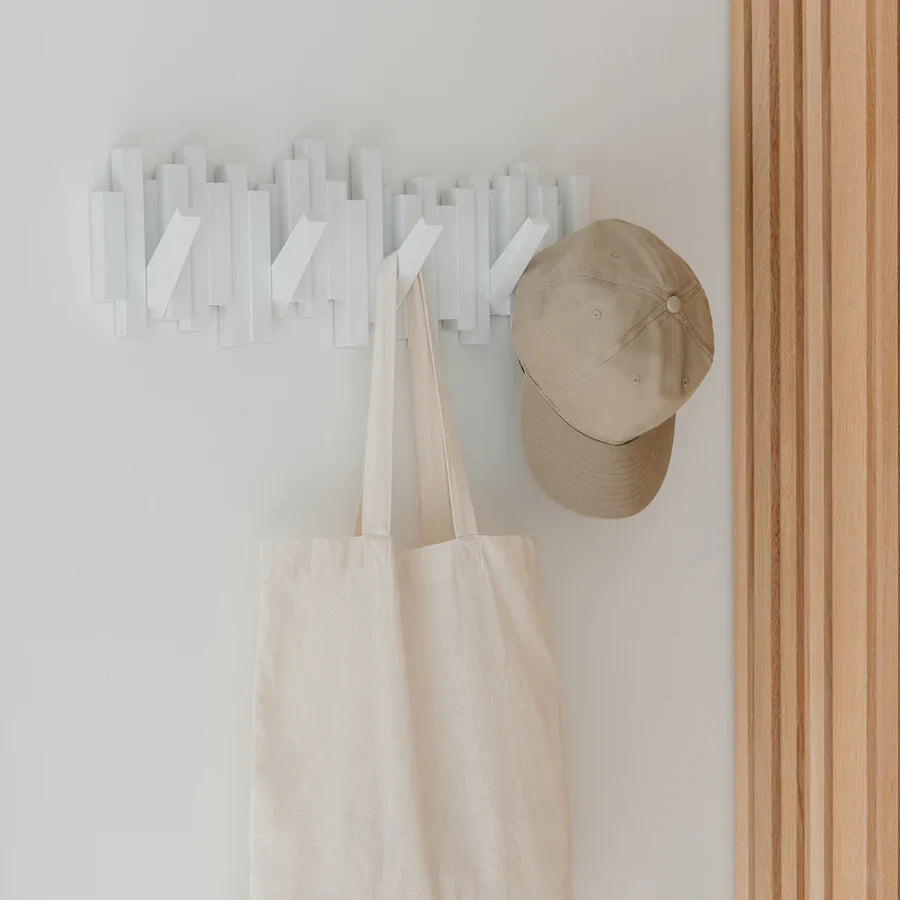 Transform Your Cluttered Entryway into a Tidy, Stylish Haven in 5 min